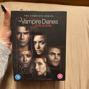Full Vampire Diaries Series